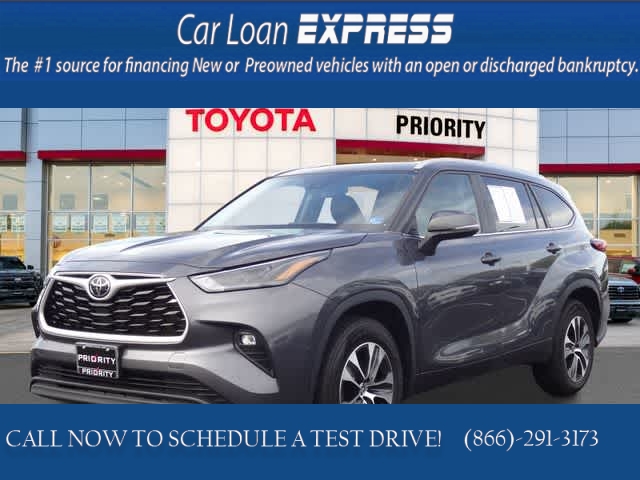 Used 2023  Toyota Highlander FWD &lpar;Natl&rpar; at CarloanExpress&period;Com near Hampton&comma; VA