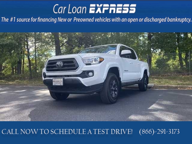 Used 2021  Toyota Tacoma 4WD Double Cab 5' Bed V6 (Natl) at CarloanExpress.Com near Hampton, VA