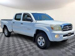 Used 2009  Toyota Tacoma 2WD D-Cab PreRunner Long Bed at CarloanExpress&period;Com near Hampton&comma; VA
