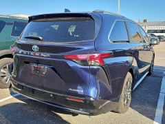 Used 2025  Toyota Sienna Platinum AWD 7-Passenger at CarloanExpress&period;Com near Hampton&comma; VA