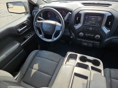 Used 2022  Chevrolet Silverado 1500 4WD Crew Cab 147" Custom Trail Boss at CarloanExpress&period;Com near Hampton&comma; VA