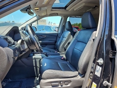Used 2021  Honda Pilot Touring 8-Passenger AWD at CarloanExpress&period;Com near Hampton&comma; VA
