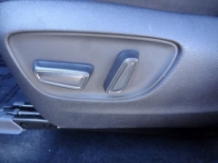 Used 2024  Toyota Highlander AWD (Natl) at CarloanExpress.Com near Hampton, VA