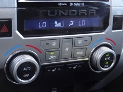 Used 2018  Toyota Tundra 4WD CrewMax 5.5' Bed 5.7L (Natl) at CarloanExpress.Com near Hampton, VA