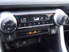 Used 2025  Toyota RAV4 XLE FWD at CarloanExpress&period;Com near Hampton&comma; VA
