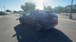 Used 2025  Hyundai Tucson SEL FWD at CarloanExpress&period;Com near Hampton&comma; VA