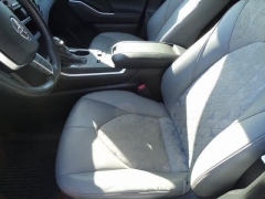 Used 2023  Toyota Highlander Hybrid Bronze Edition AWD at CarloanExpress.Com near Hampton, VA