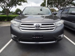 Used 2012  Toyota Highlander 4WD 4dr V6 &lpar;Natl&rpar; at CarloanExpress&period;Com near Hampton&comma; VA