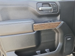 Used 2020  Chevrolet Silverado 1500 4WD Crew Cab 147" High Country at CarloanExpress&period;Com near Hampton&comma; VA