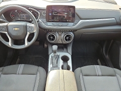 Used 2025  Chevrolet Blazer FWD 4dr LT w&sol;2LT at CarloanExpress&period;Com near Hampton&comma; VA