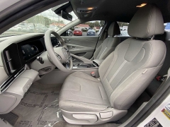 Used 2024  Hyundai Elantra SE IVT at CarloanExpress.Com near Hampton, VA