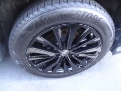 Used 2025  Toyota Highlander AWD &lpar;Natl&rpar; at CarloanExpress&period;Com near Hampton&comma; VA
