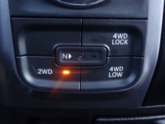 Used 2022  Ram 1500 Classic SLT 4x4 Crew Cab 5'7" Box at CarloanExpress&period;Com near Hampton&comma; VA