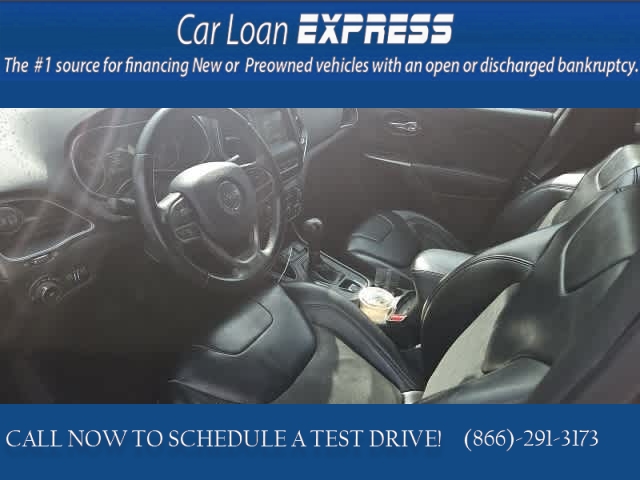 Used 2019  Jeep Cherokee Latitude Plus FWD at CarloanExpress.Com near Hampton, VA