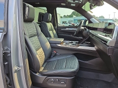 Used 2026  Cadillac Escalade 4WD 4dr Platinum Sport at CarloanExpress&period;Com near Hampton&comma; VA