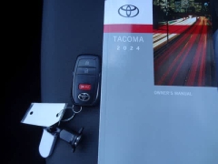 Used 2024  Toyota Tacoma 4WD Double Cab Bed &lpar;Natl&rpar; at CarloanExpress&period;Com near Hampton&comma; VA