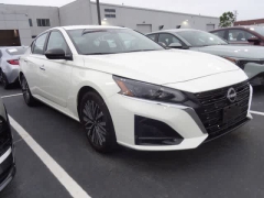 Used 2025  Nissan Altima SV FWD at CarloanExpress&period;Com near Hampton&comma; VA