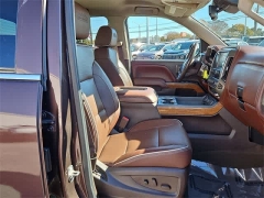 Used 2016  Chevrolet Silverado 1500 4WD Crew Cab 143.5" High Country at CarloanExpress.Com near Hampton, VA