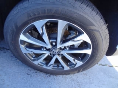 Used 2023  Toyota Corolla Cross XLE 2WD at CarloanExpress.Com near Hampton, VA