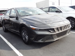 Used 2024  Hyundai Elantra SEL IVT at CarloanExpress&period;Com near Hampton&comma; VA