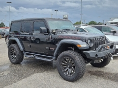 Used 2019  Jeep Wrangler Unlimited 4d SUV 4WD Rubicon at CarloanExpress&period;Com near Hampton&comma; VA