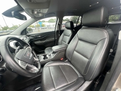 Used 2023  GMC Acadia FWD 4dr SLT at CarloanExpress.Com near Hampton, VA