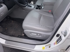 Used 2013  Toyota Highlander 4WD 4dr V6 &lpar;Natl&rpar; at CarloanExpress&period;Com near Hampton&comma; VA