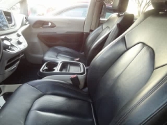 Used 2017  Chrysler Pacifica Touring-L FWD at CarloanExpress&period;Com near Hampton&comma; VA