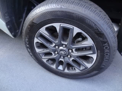 Used 2025  Toyota Tundra 4WD Limited CrewMax 5&period;5ft Bed at CarloanExpress&period;Com near Hampton&comma; VA