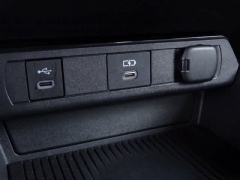 Used 2024  Toyota Prius &lpar;Natl&rpar; at CarloanExpress&period;Com near Hampton&comma; VA