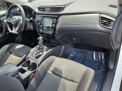 Used 2020  Nissan Rogue FWD SV at CarloanExpress&period;Com near Hampton&comma; VA