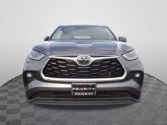 Used 2023  Toyota Highlander FWD &lpar;Natl&rpar; at CarloanExpress&period;Com near Hampton&comma; VA