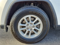 Used 2019  Jeep Grand Cherokee Laredo E 4x4 at CarloanExpress&period;Com near Hampton&comma; VA