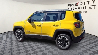Used 2015  Jeep Renegade 4d SUV 4WD Trailhawk at CarloanExpress&period;Com near Hampton&comma; VA