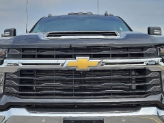 Used 2025  Chevrolet Silverado 2500HD 4WD Crew Cab 159" LT at CarloanExpress&period;Com near Hampton&comma; VA