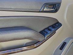 Used 2020  Chevrolet Suburban 4d SUV RWD LT at CarloanExpress.Com near Hampton, VA