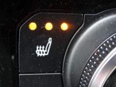 Used 2023  Toyota Highlander FWD &lpar;Natl&rpar; at CarloanExpress&period;Com near Hampton&comma; VA