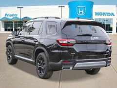New 2025  Honda Pilot Touring+ AWD at CarloanExpress.Com near Hampton, VA
