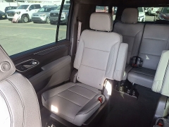 Used 2022  GMC Yukon XL 2WD 4dr SLT at CarloanExpress&period;Com near Hampton&comma; VA
