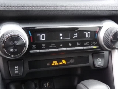 Used 2025  Toyota RAV4 XLE AWD at CarloanExpress&period;Com near Hampton&comma; VA