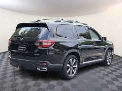 Used 2024  Honda Pilot Elite AWD at CarloanExpress&period;Com near Hampton&comma; VA