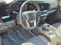 Used 2022  GMC Sierra 1500 4WD Crew Cab 147" Elevation w/3SB at CarloanExpress.Com near Hampton, VA