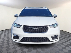 Used 2023  Chrysler Pacifica Hybrid Pinnacle FWD at CarloanExpress&period;Com near Hampton&comma; VA