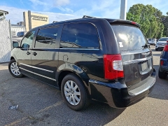 Used 2014  Chrysler Town & Country 4d Wagon Touring at CarloanExpress&period;Com near Hampton&comma; VA