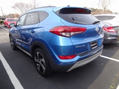 Used 2018  Hyundai Tucson Value FWD at CarloanExpress&period;Com near Hampton&comma; VA