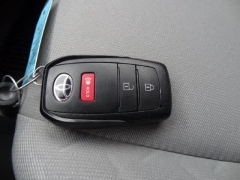 Used 2025  Toyota Tacoma 4WD Double Cab Bed &lpar;Natl&rpar; at CarloanExpress&period;Com near Hampton&comma; VA