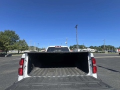 Used 2017  GMC Sierra 1500 4WD Double Cab 143.5" SLE at CarloanExpress.Com near Hampton, VA