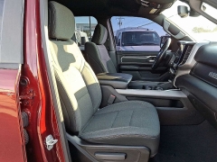 Used 2019  Ram 1500 Big Horn&sol;Lone Star 4x4 Crew Cab 5'7" Box at CarloanExpress&period;Com near Hampton&comma; VA