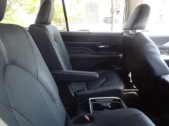 Used 2024  Toyota Grand Highlander AWD &lpar;Natl&rpar; at CarloanExpress&period;Com near Hampton&comma; VA