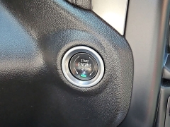 Used 2020  Chevrolet Silverado 1500 4WD Crew Cab 147" LT Trail Boss at CarloanExpress&period;Com near Hampton&comma; VA
